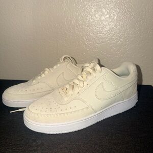 Nike Cream suede color Sneakers